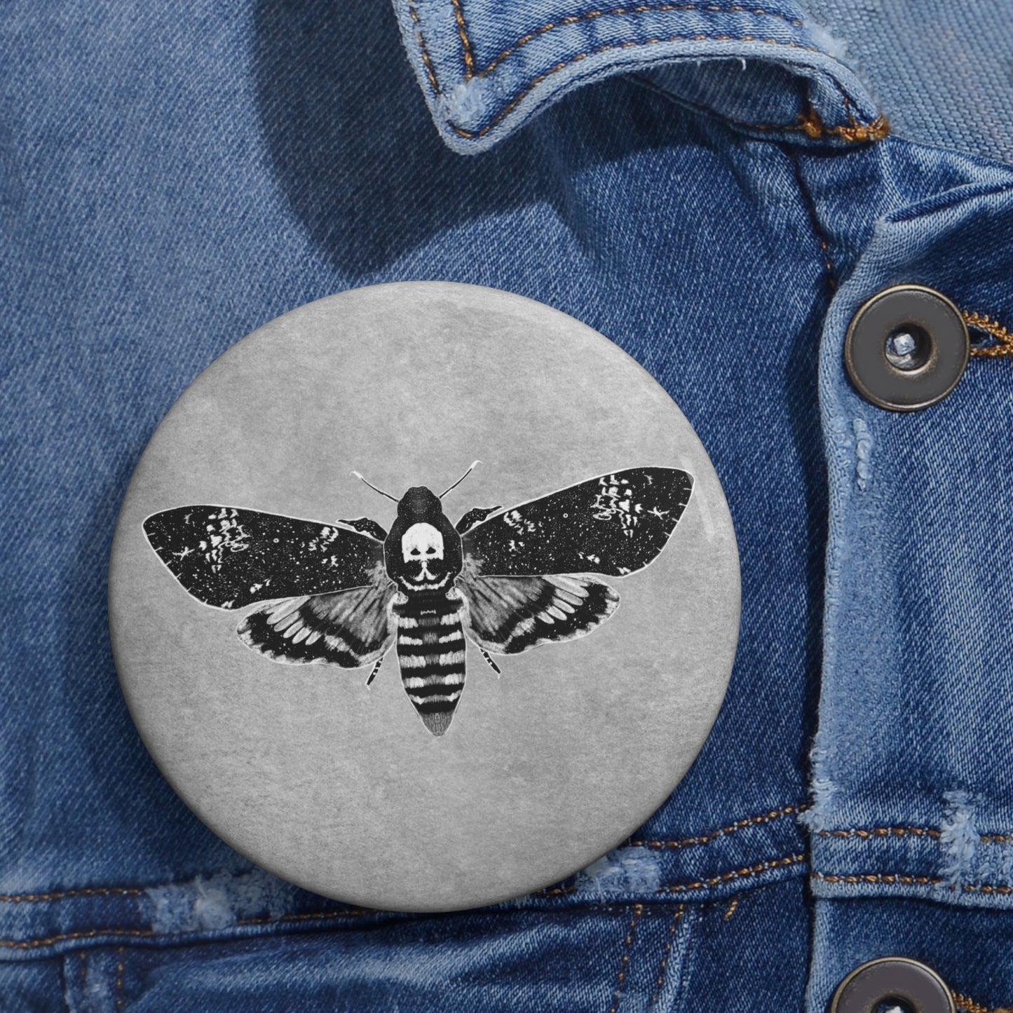 Moth Button