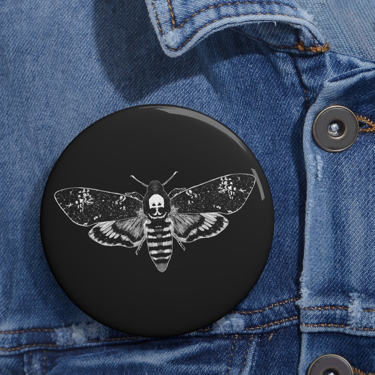 Moth Button
